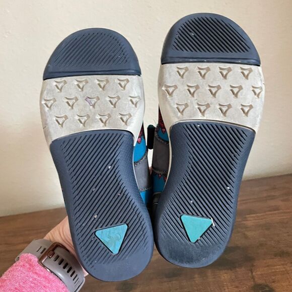 Size 12 / Toddler Girl PLAE Shoes - Picture 6 of 7